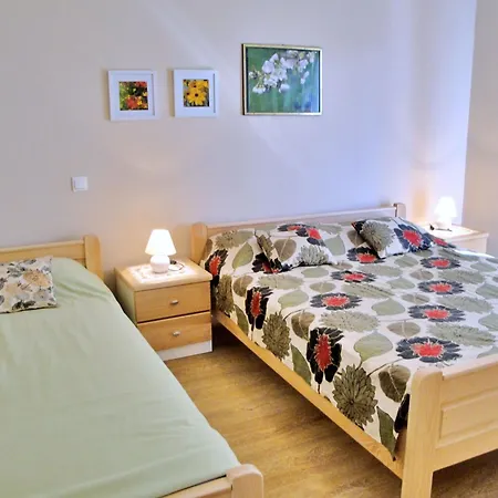 Nidisa By Interhome